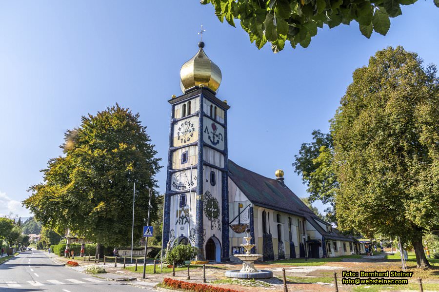 Hundertwasserkirche Brnbach, Pfarrkirche hl. Barbara, September 2023