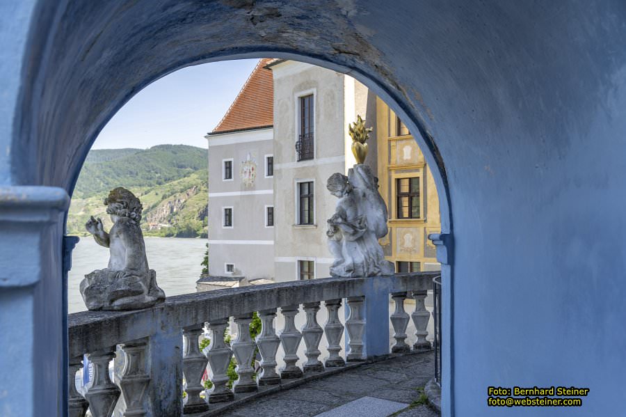 Stift D�rnstein an der Wachaubahn, Juni 2023