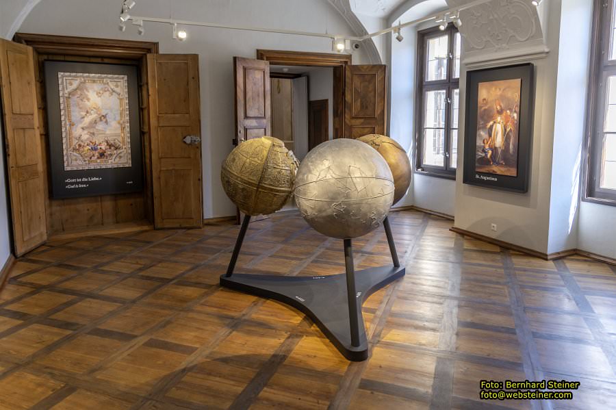 Stift D�rnstein an der Wachaubahn, Juni 2023