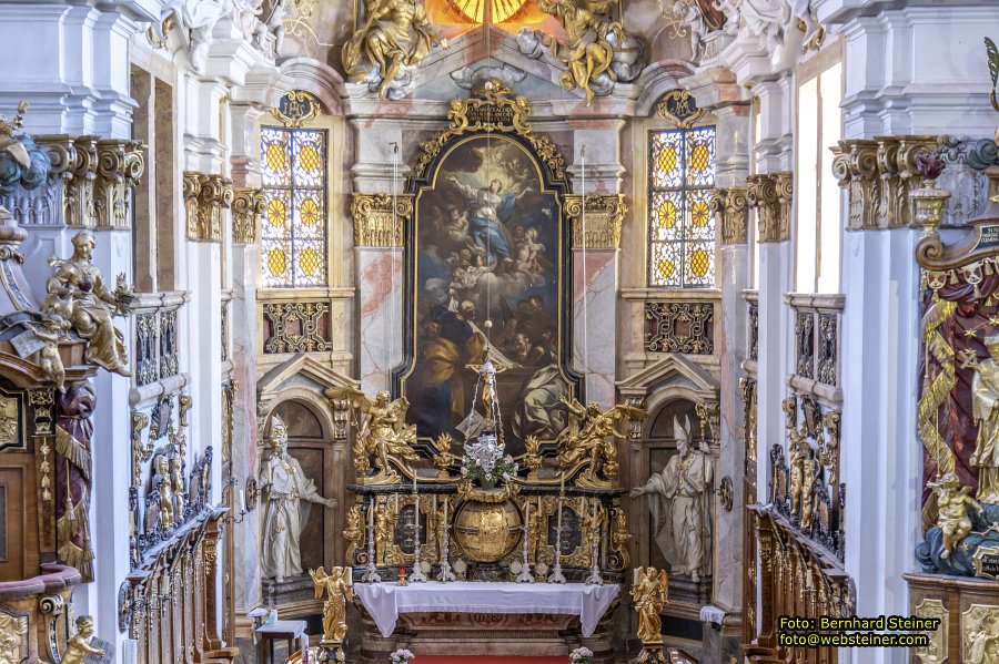 Stift D�rnstein an der Wachaubahn, Juni 2023