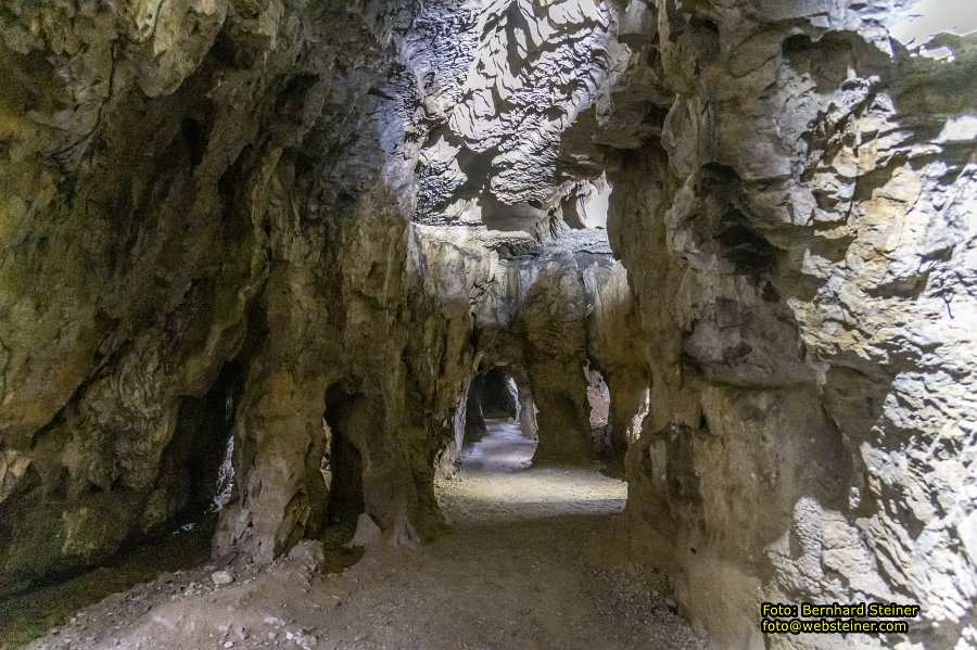 Hermannsh�hle, Kirchberg am Wechsel, August 2023