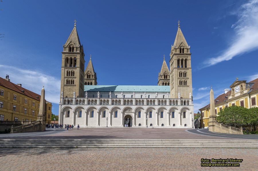 Moschee Gazi Khassim in Pécs, April 2026