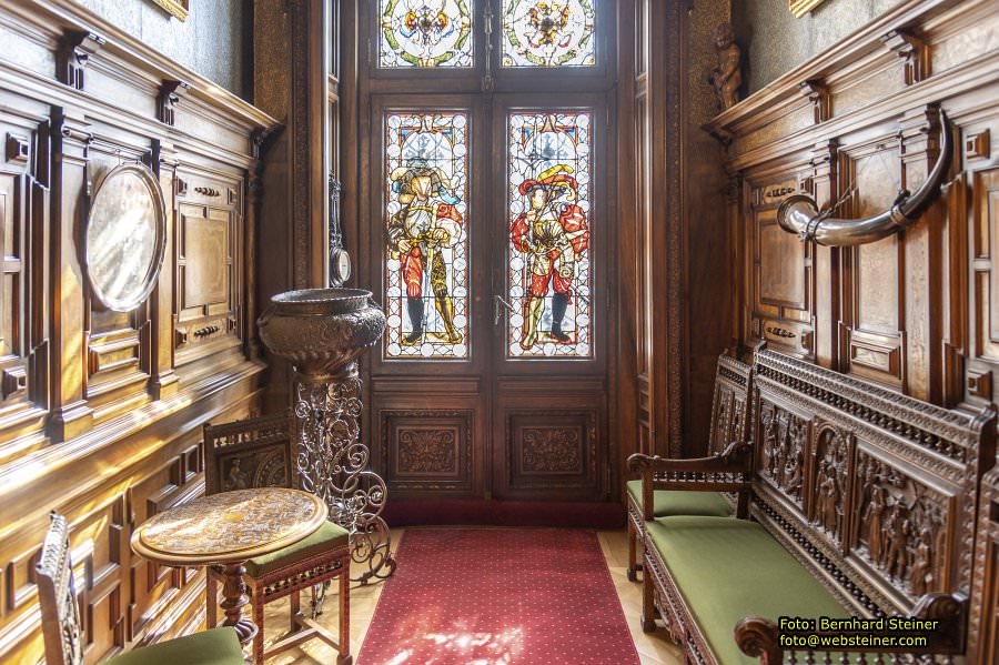 Peles, Brasov, Bran in Rum�nien, April 2024