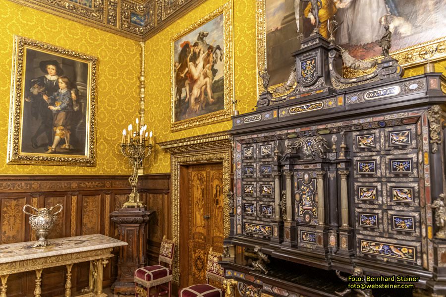 Peles, Brasov, Bran in Rum�nien, April 2024