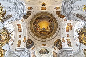 Projekt: Dominikanerkirche (St. Maria Rotunda) in Wien, April 2026