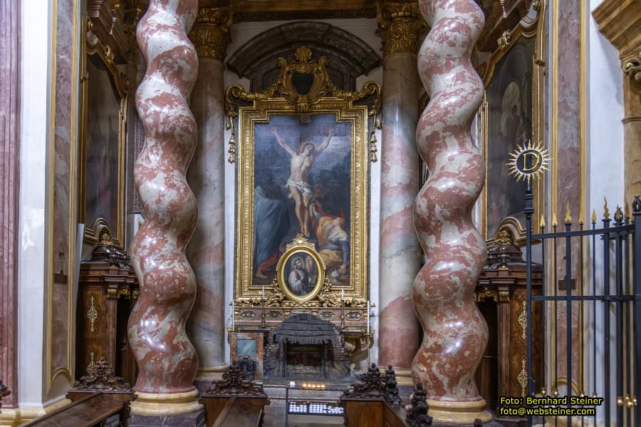 Jesuitenkirche / Universit�tskirche in Wien, April 2026